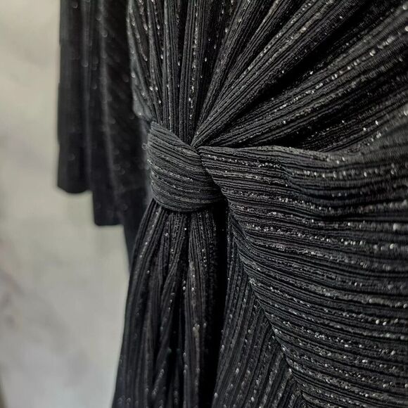 Alex Evening Shirt Womens 2X Black Short Sleeve Blouse Twist Glitter Sparkle - Picture 10 of 12